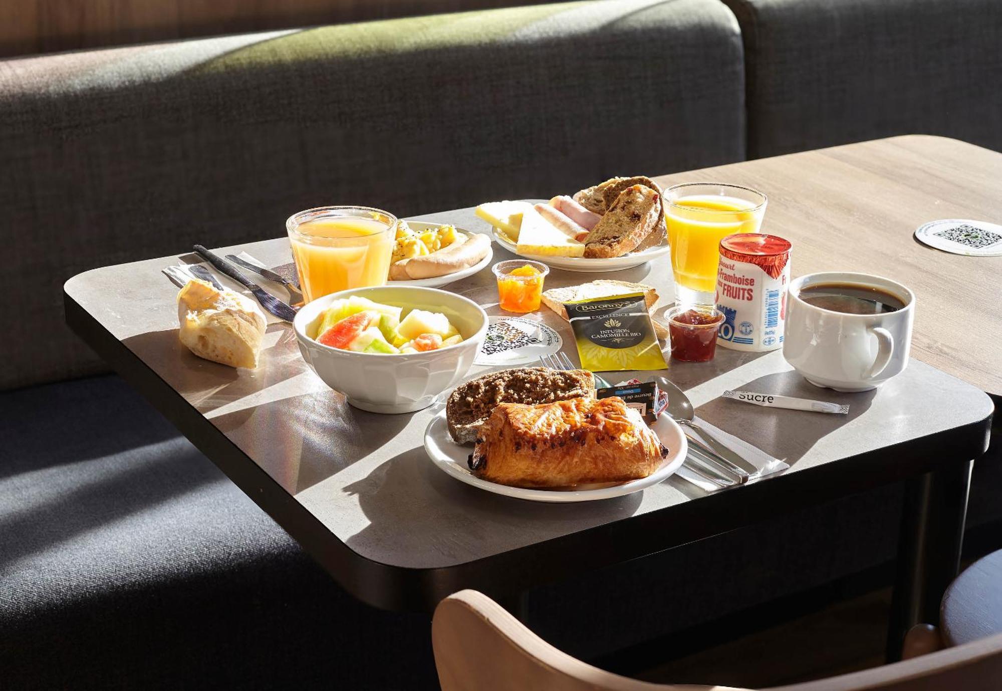 B&B Hotel Saint-Denis Porte De Paris Luaran gambar